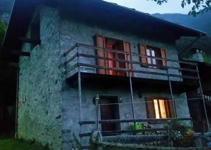 Casa Indipendente Val D\'Ayas - Challand Saint Anselme