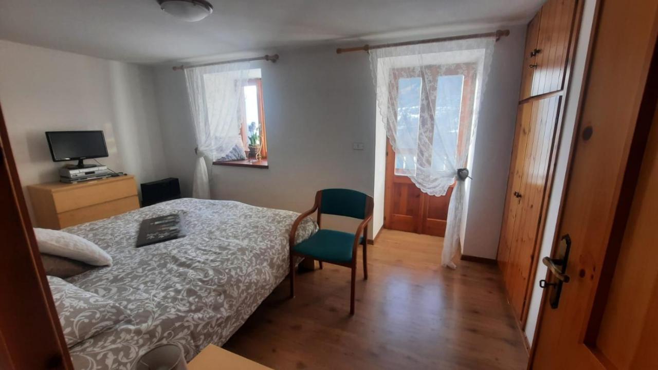 Casa Indipendente Val D'ayas - Saint Anselme * Challand-Saint-Anselme